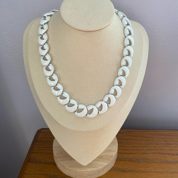 Vintage Monet White Choker Chain Necklace - Picture 1 of 7